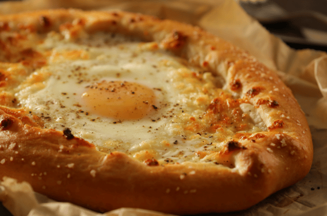 Saputo-FS-Khachapuri-Stuffed-Bread